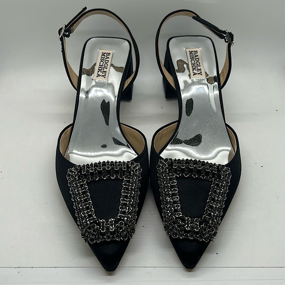 Badgley Mischka NIB “Emmie” Black Satin Crystal Buckle Slingback Sandals *Sz 9* - Picture 2 of 9